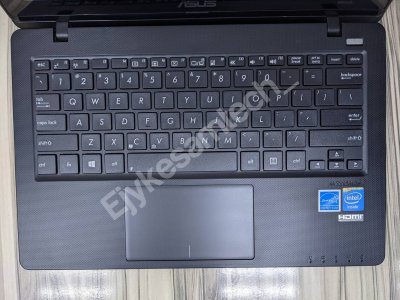 ASUS NOTEBOOK x200CA laptop