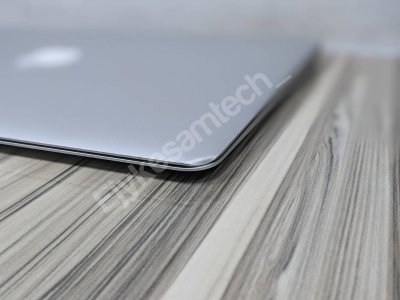 MacBook Air A1369 (2011) laptop