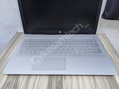 HP PAVILION LAPTOP 15 (7th Gen) laptop