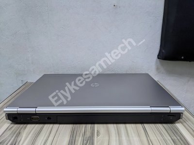 HP ELITEBOOK 8560p laptop