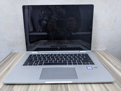 HP EliteBook 1030 G2