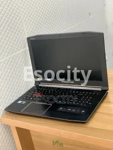 Acer Predator Helios 500